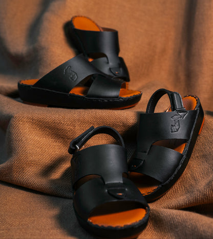 Junior Calf 23 Black Sandal