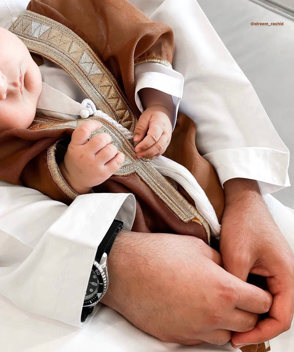 Brown Baby Cloak Bisht | Arabic Kids Abaya | Calf.ae